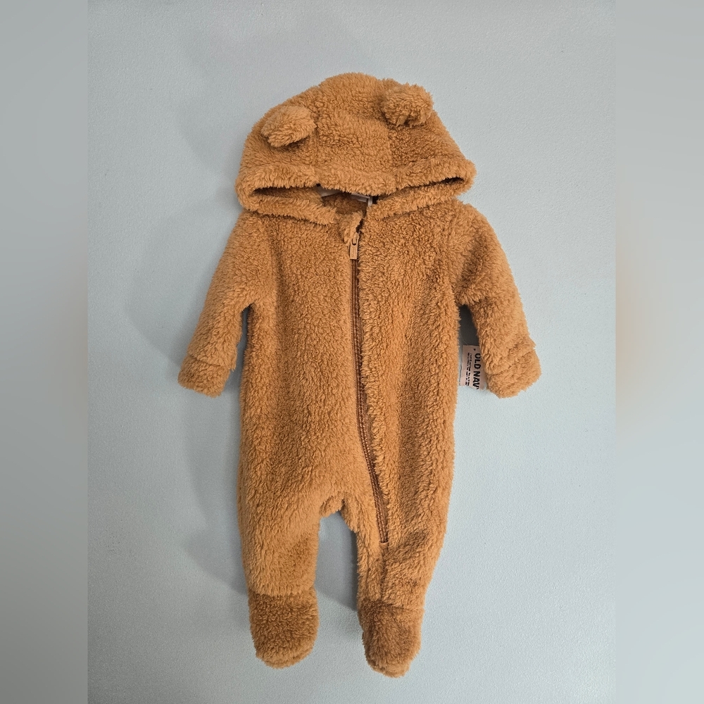 NWT Old Navy Tan Fleece Baby Bear Hooded Bunting